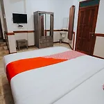 Oyo 1209 Tirtasari Nice Guesthouse