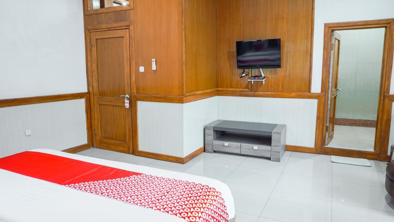 Oyo 1209 Tirtasari Hotel Bandung