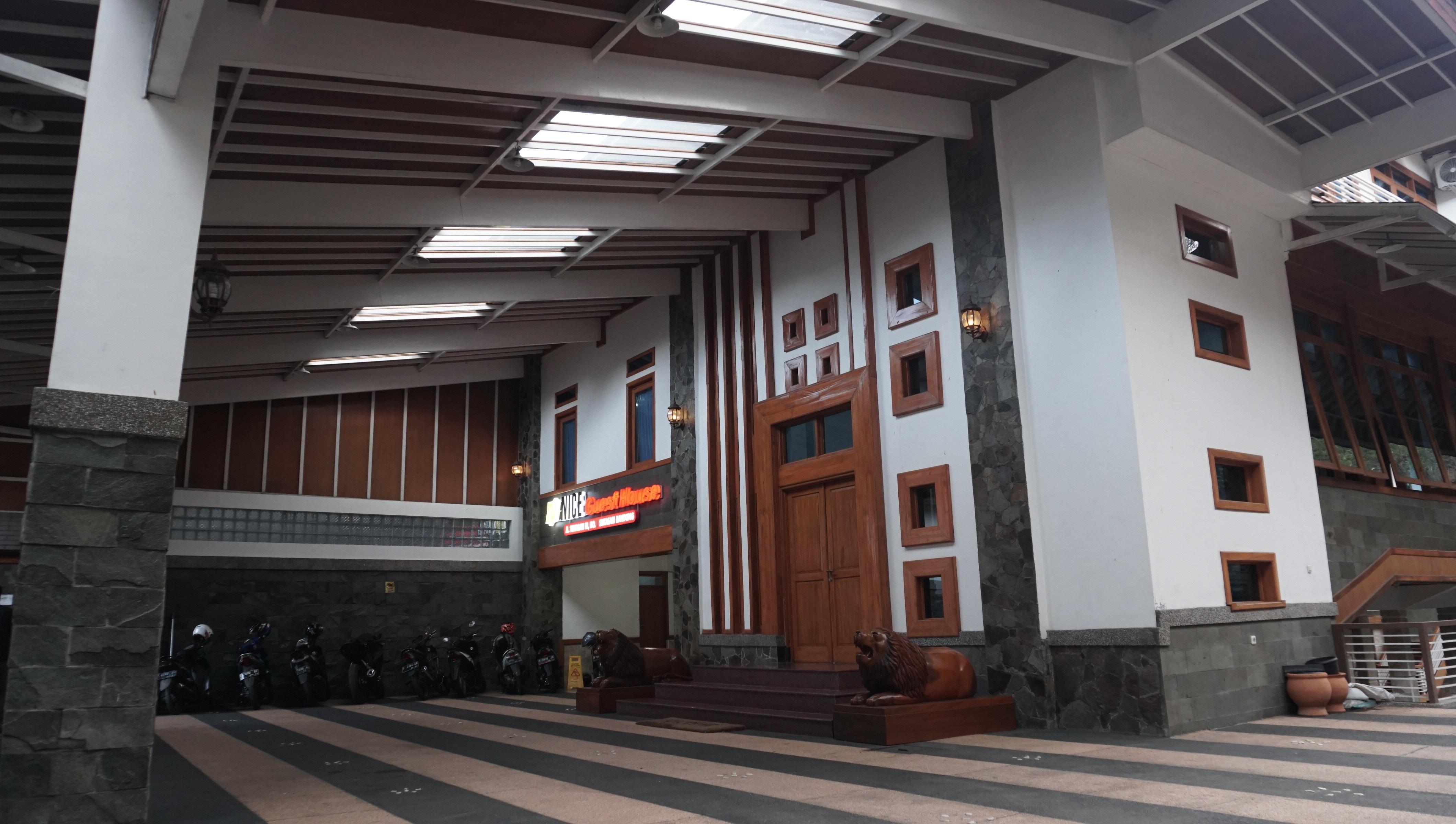 Oyo 1209 Tirtasari 2* Bandung